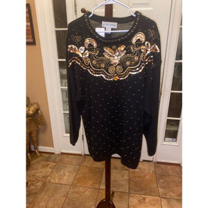 Women's vintage Victoria Harbour Sweater L Black Gold